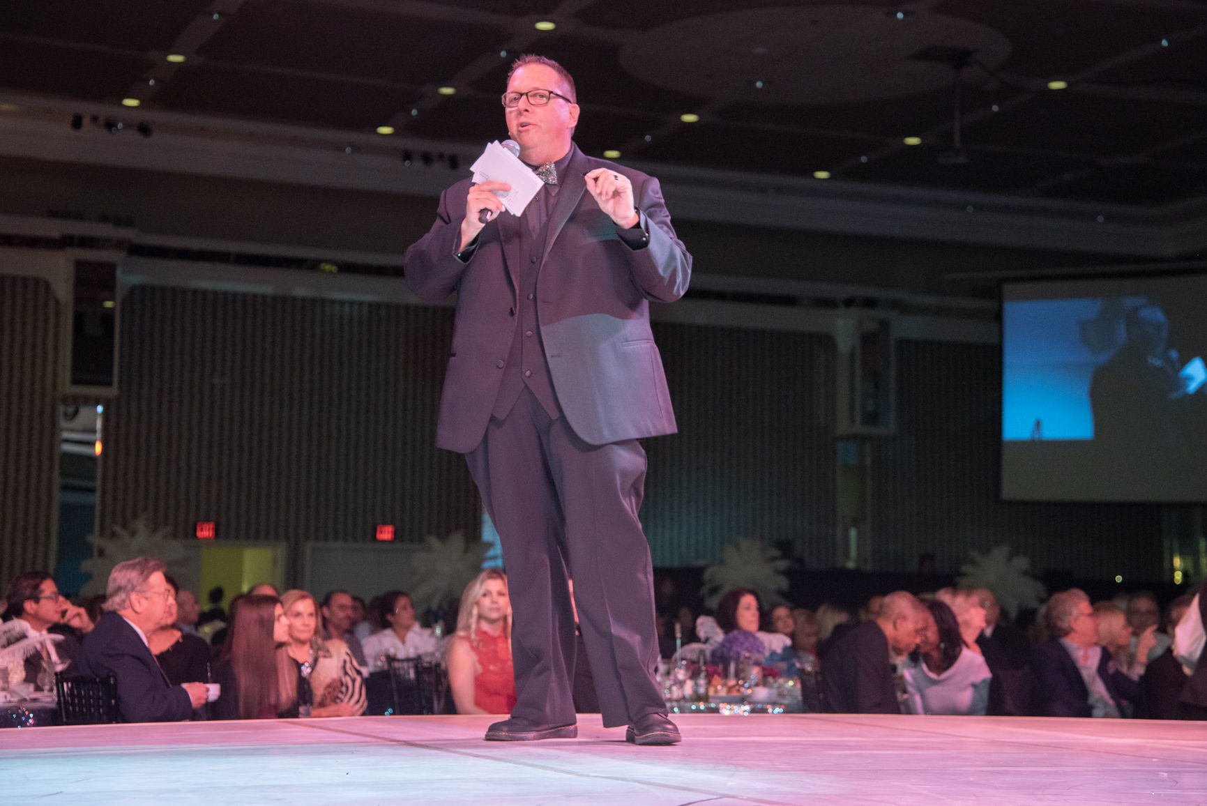 110318_acw_dancinggallery-169.jpg